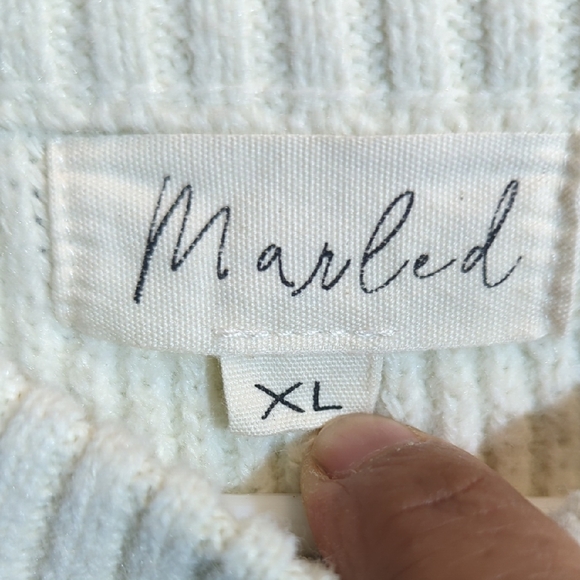 Marled White Knit Sweater - Picture 2 of 10
